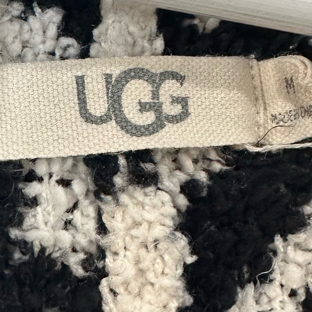 UGG Black and White leopard Print open front Cardigan with pockets size medium - Picture 4 of 8